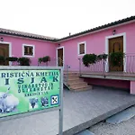 Tourist Farm Robivera