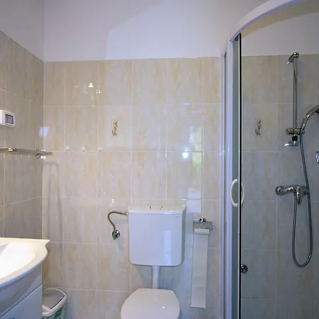 Apartma Tourist Farm Robivera *