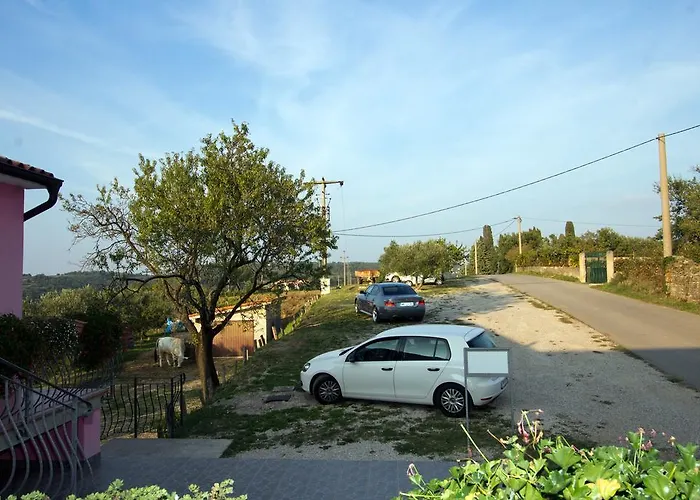 Tourist Farm Robivera